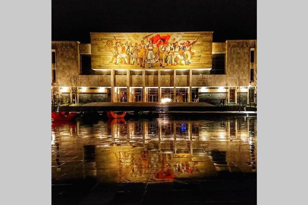 "Tata'S New Home!" Tirana Kültér fotó