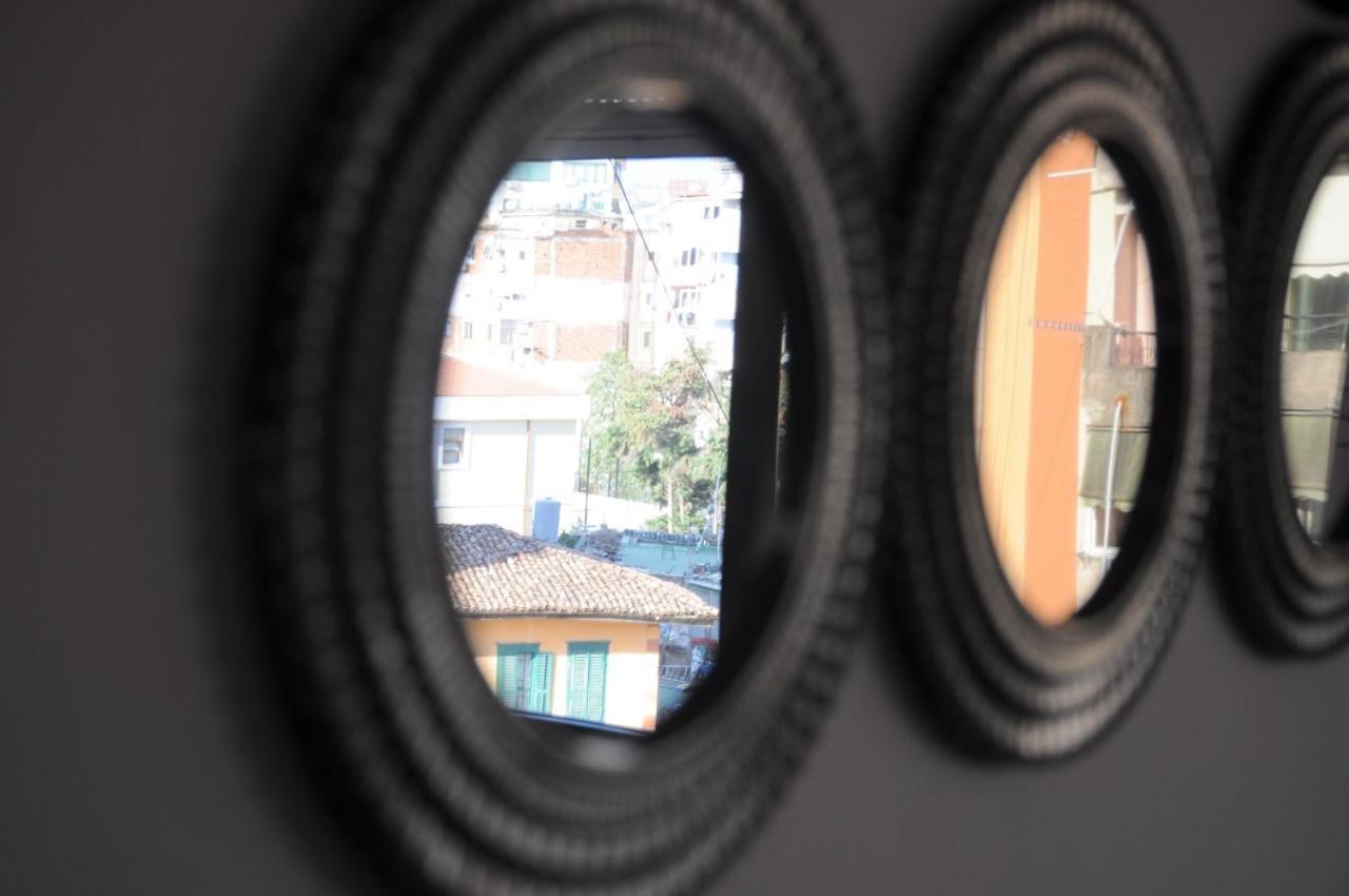 "Tata'S New Home!" Tirana Kültér fotó
